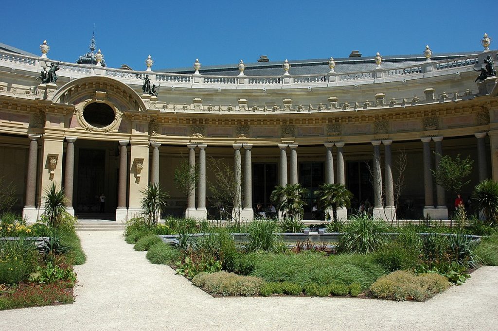 Petit Palais is one of the best free museums in Paris.