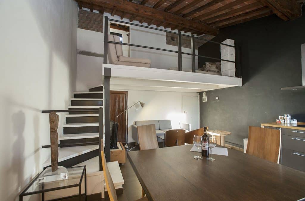 La Casa sui Tetti dell'Oltrarno is one of the best Airbnbs in Florence, Italy.