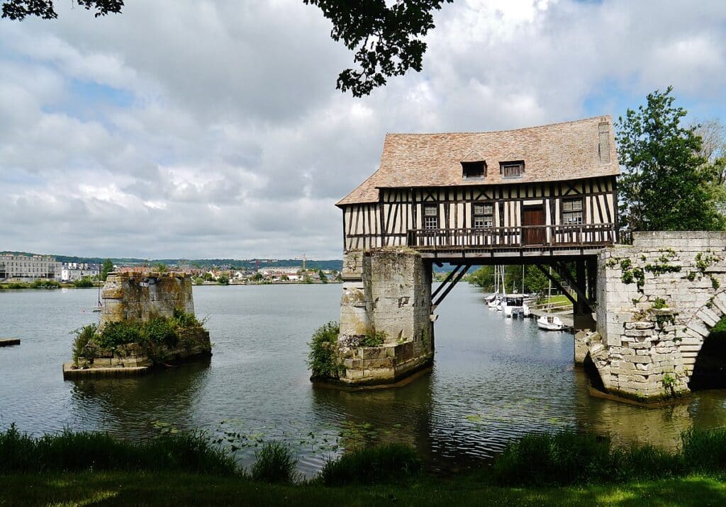 The Old Mill of Vernon is one of the houses in the most unusual places.